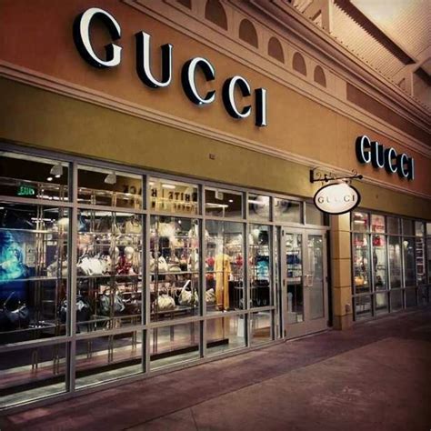 gucci outlet caserta ha chiuso|outlet gucci near me.